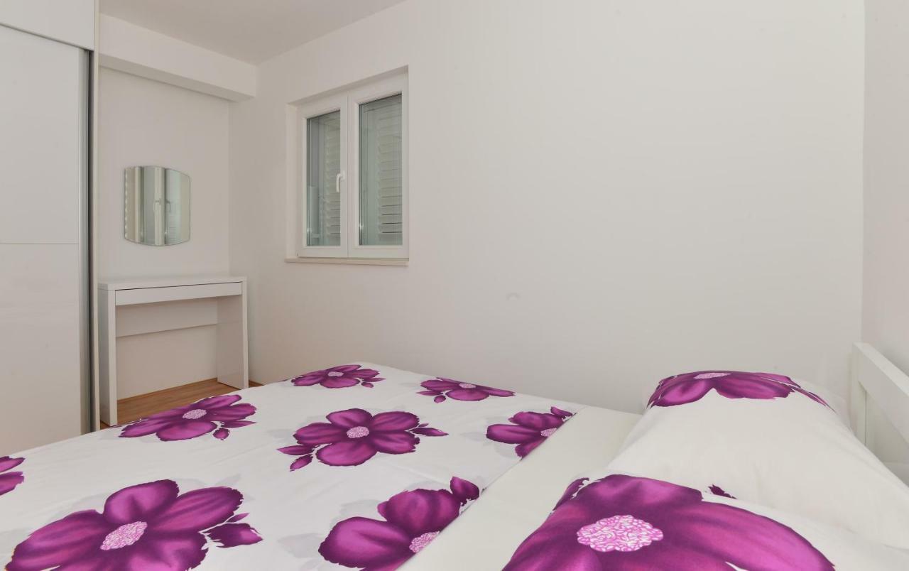 מאקרסקה Apartman Dominik מראה חיצוני תמונה